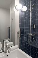 Castor & Pollux Hotel