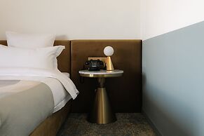 Castor & Pollux Hotel