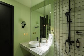 Castor & Pollux Hotel
