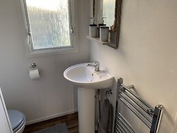 Immaculate 2-bed Caravan in Clacton-on-sea