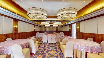 Radisson Collection Hotel & Spa, Riverfront Srinagar