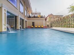 Radisson Collection Hotel & Spa, Riverfront Srinagar