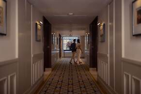 Radisson Collection Hotel & Spa, Riverfront Srinagar