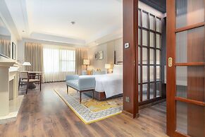 Radisson Collection Hotel & Spa, Riverfront Srinagar