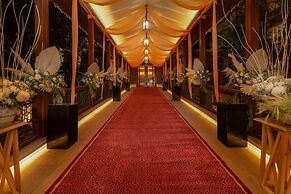 Radisson Collection Hotel & Spa, Riverfront Srinagar