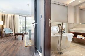 Radisson Collection Hotel & Spa, Riverfront Srinagar