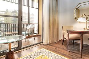 Radisson Collection Hotel & Spa, Riverfront Srinagar