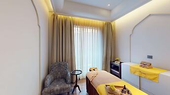 Radisson Collection Hotel & Spa, Riverfront Srinagar