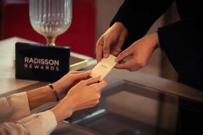 Radisson Collection Hotel & Spa, Riverfront Srinagar