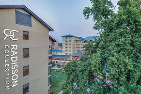 Radisson Collection Hotel & Spa, Riverfront Srinagar