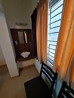 S4 SRUTHI SERVICE APARTMENT