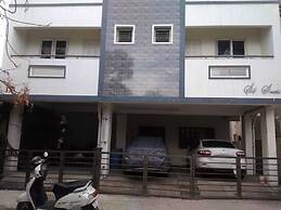 S4 SRUTHI SERVICE APARTMENT