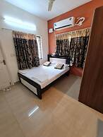 S4 SRUTHI SERVICE APARTMENT