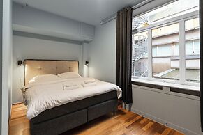 Enter Amalie Apartment Hotel