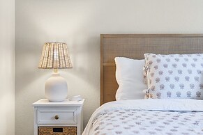 Table Rock Cottage Tranquil 2 BDR Condo 5 Min to Table Rock Lake!