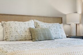 Table Rock Cottage Tranquil 2 BDR Condo 5 Min to Table Rock Lake!