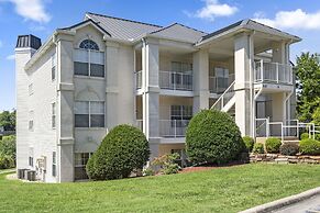 Table Rock Cottage Tranquil 2 BDR Condo 5 Min to Table Rock Lake!