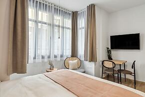 limehome Athens Solonos City Center