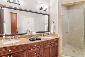 Villa at the Hills - A Grand Branson Vacation! 4 BDR Golf Resort Villa