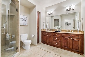 Villa at the Hills - A Grand Branson Vacation! 4 BDR Golf Resort Villa