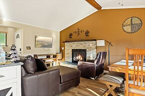 The Leehive Near Lake Arrowhead Village