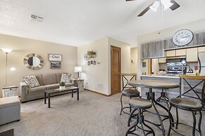 The Cozy Place - Pointe Royale Condo Perfect for Couples!