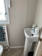 Immaculate 3 Bedroom Caravan in Presthaven