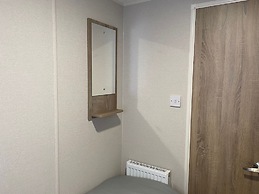 Immaculate 3 Bedroom Caravan in Presthaven