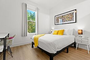 Style & Serenity - Steps Away From South Congress