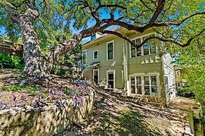 Style & Serenity - Steps Away From South Congress
