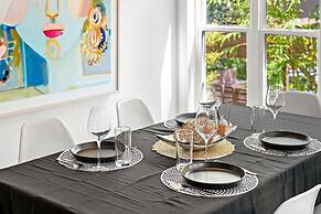 Style & Serenity - Steps Away From South Congress