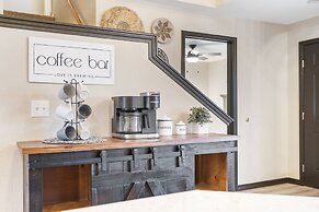 Shades of Branson Experience All the Best of Branson! Prime Location