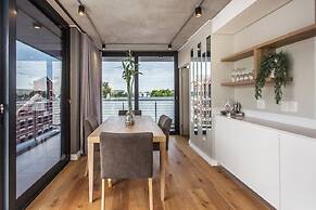 Docklands Apartments by ITC Hospitality