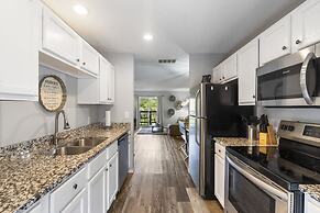 Honey Hole - 3 BDR Hilltop Haven Close to Branson Attractions!