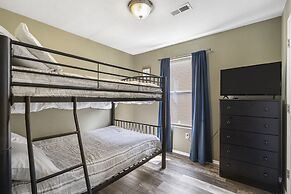 Honey Hole - 3 BDR Hilltop Haven Close to Branson Attractions!