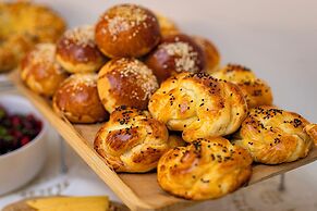 Taniqinn Dilijan Hotel