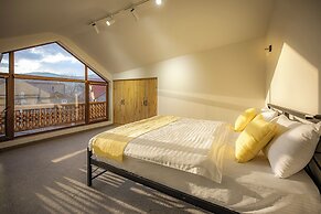 Taniqinn Dilijan Hotel