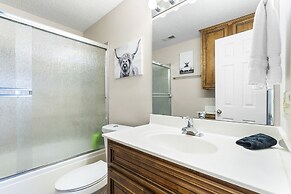 Cozy Condo at Rock Lane Resort