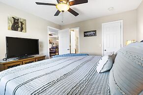 Cozy Condo at Rock Lane Resort