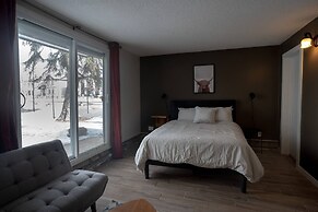 One Bedroom Condo Near Whyte Ave