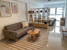 Urban Luxury - Studio Living in San Telmo