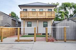 Brand New Dt 1 Br Close To All Edmonton, Canada