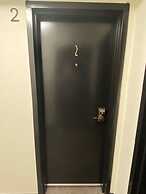 Brand New Dt 1 Br Close To All Edmonton, Canada