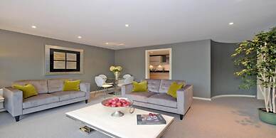 Executive Three Bedroom Apartment in Aberdeen s West End