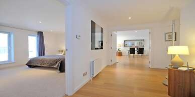 Executive Three Bedroom Apartment in Aberdeen s West End