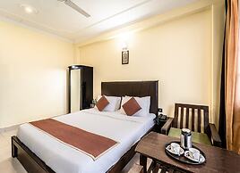 Flutter Hotels & Resort