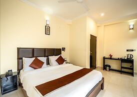 Flutter Hotels & Resort