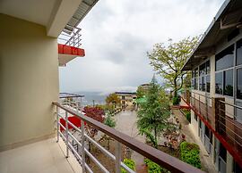 Flutter Hotels & Resort