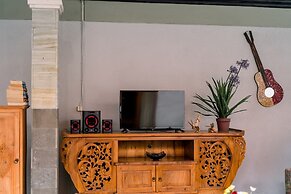 Taman Bali Villa Dewi Sri