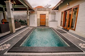 Taman Bali Villa Dewi Sri